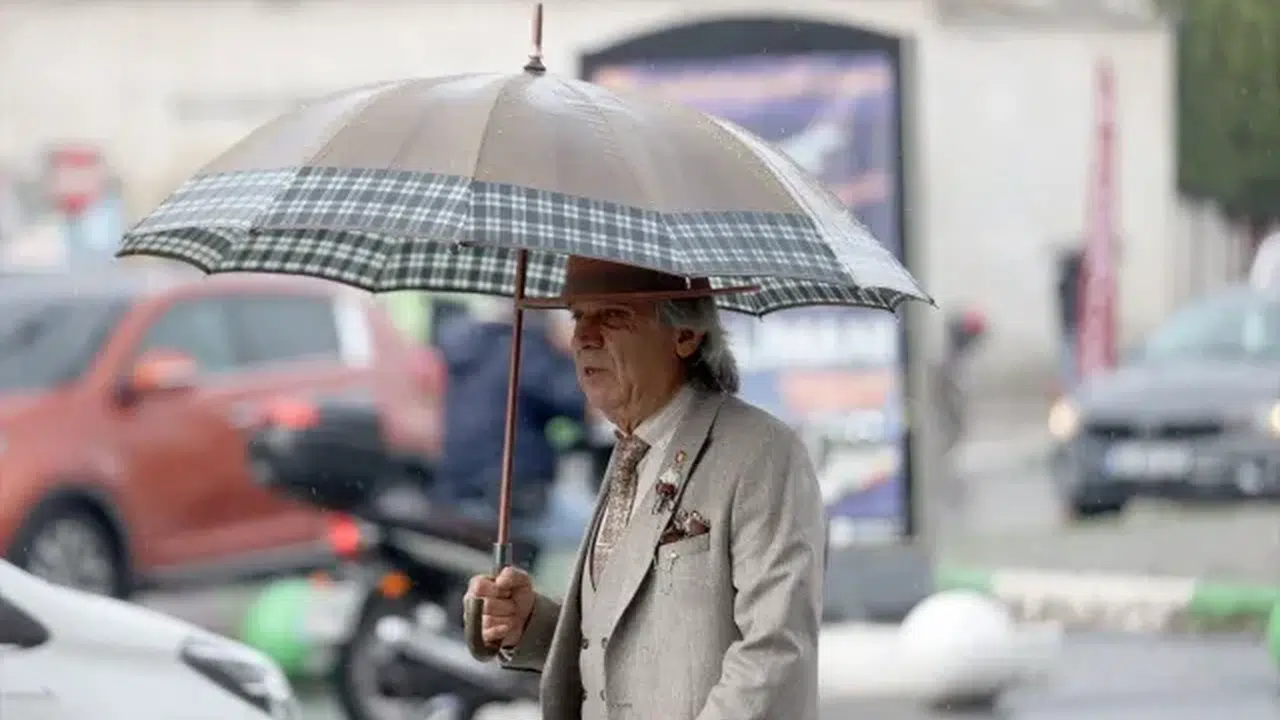 Sıcaklar kısa sürdü, soğuklar kapıda! O tarihten sonra Türkiye buz kesecek...