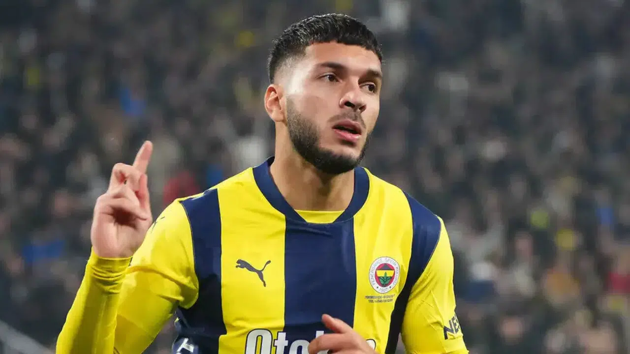 Fenerbahçe’de yüzyılın transfer çalımıydı, kabusa döndü! Yıldız oyuncu yol ayrımında!