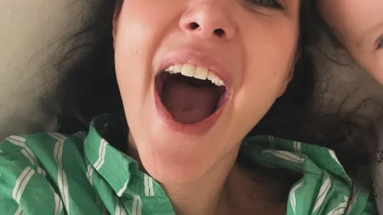 Tek celsede bitmişti... İrem Helvacıoğlu yeni hayatının ilk karesini o notla paylaştı!