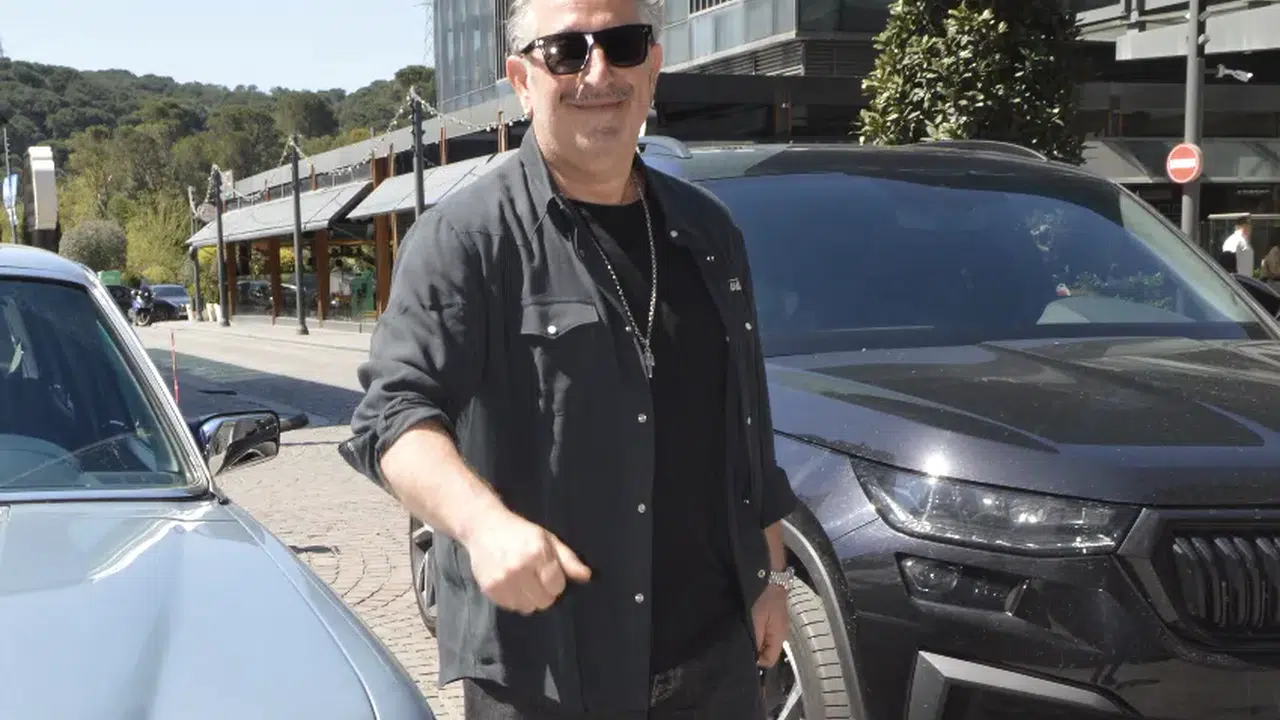 Cem Yılmaz bıyık bıraktı: G.O.R.A devam filmi çalışmaları sürüyor