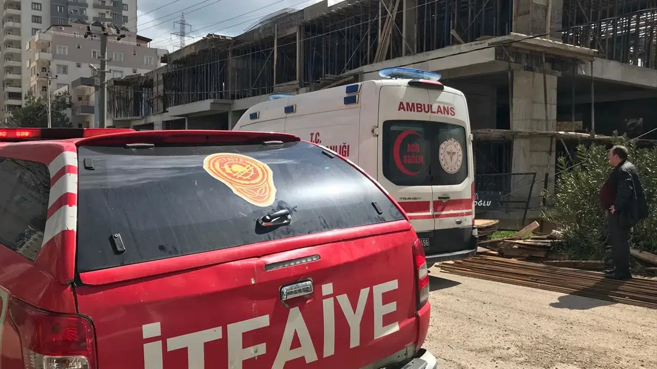Mardin'de inşaatta dehşet! Önce skıma kapıldı, sonra üçüncü kattan düştü