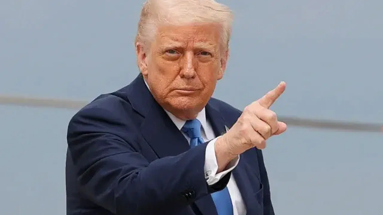 Kırmızı çizgiler çarpıştı: İran ‘savaşı bitirelim’ dedi, ABD ‘yetmez’ resti çekti!