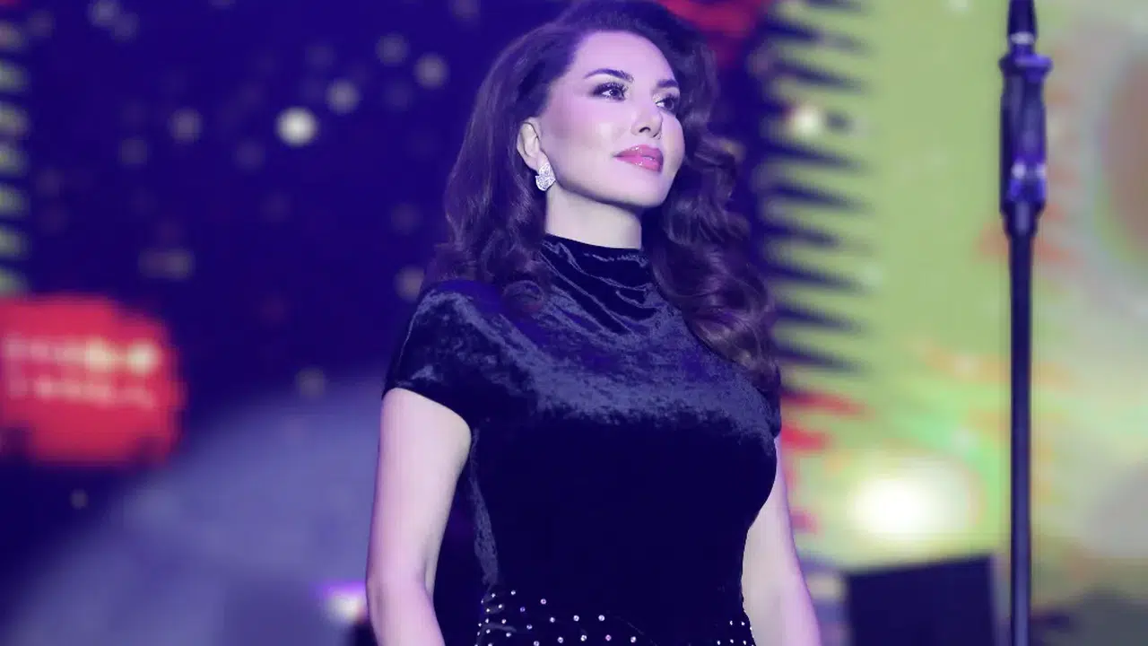 Ebru Yaşar Kıbrıs’tan rotayı Harbiye’ye çevirdi: Sürpriz düetler yolda!