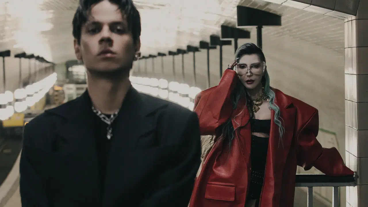 Hande Yener ft. Madrigal yeni şarkısını tanıttı