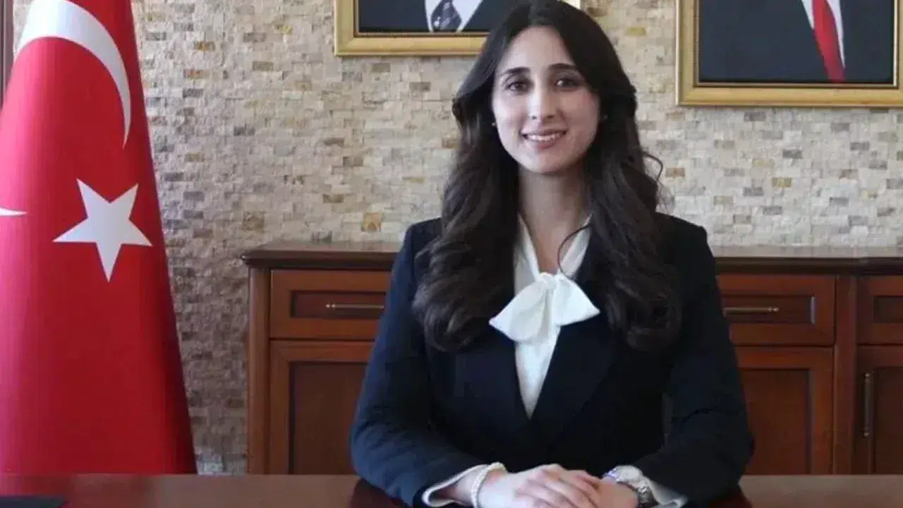 Erzurum’dan Karaburun’a uzanan bir kariyer yolculuğu: Kaymakam Hilal Kızılkaya kimdir?