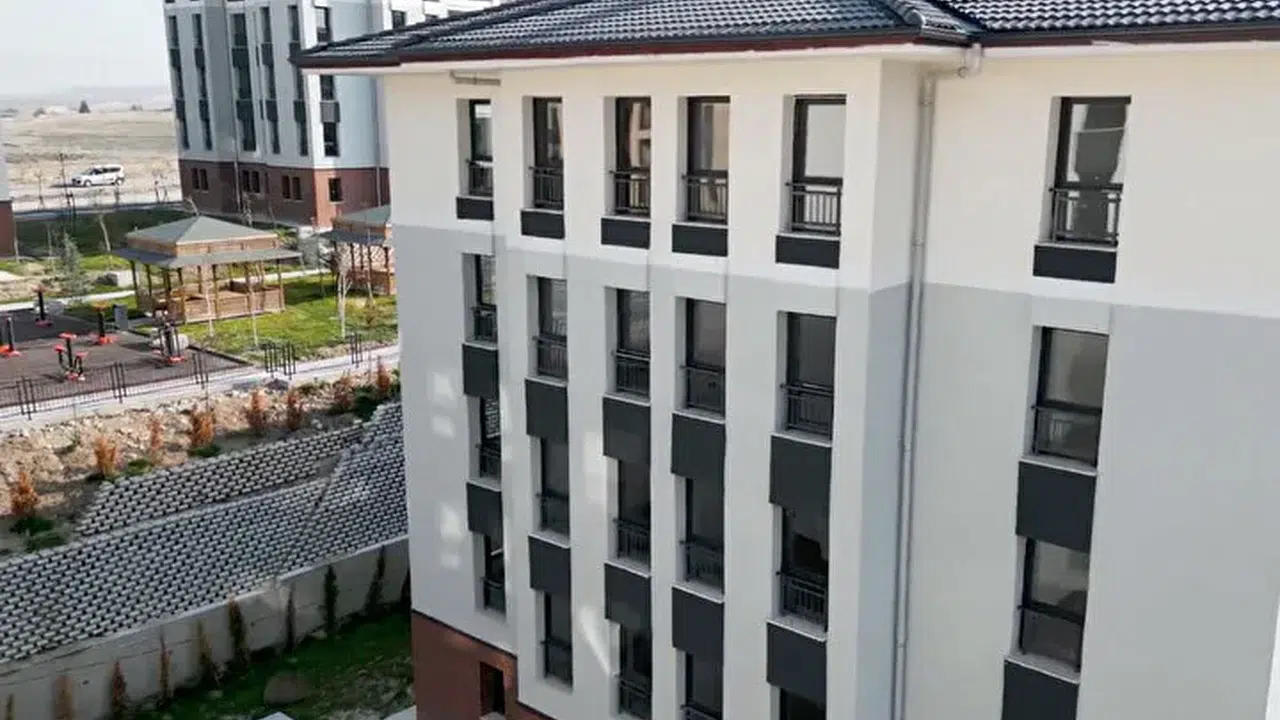 TOKİ konutları hangi yıl teslim edilecek, yapımı kaç yıl sürecek? İstanbul ve 81 il için güncel takvim