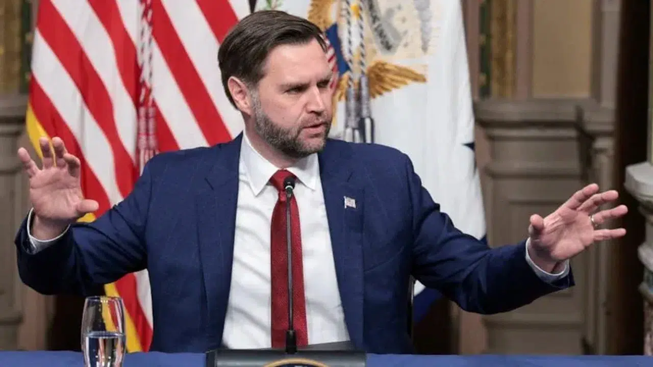 Vance’in uçağı havalanmadı! Tahran’ın sessizliği Washington’ı hareketlendirdi