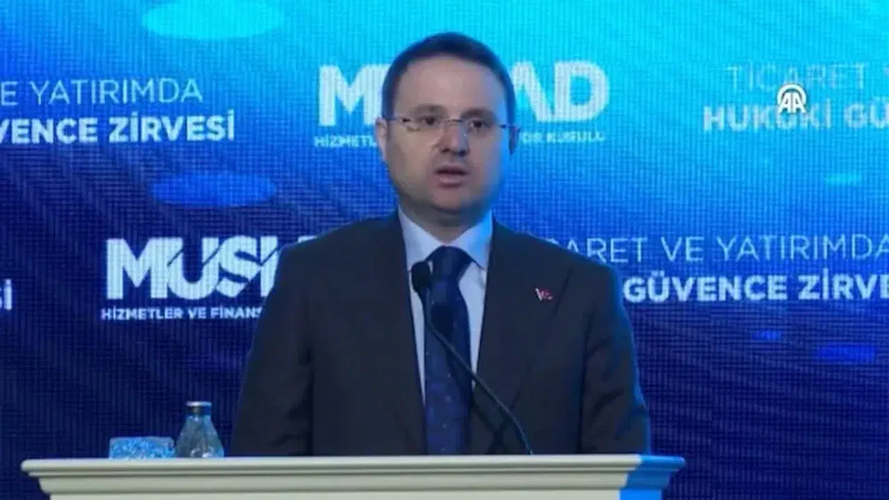 Bakan Gürlek'ten iş dünyasına müjde: 'Mahkeme koridorları değil, üretim sahası!'