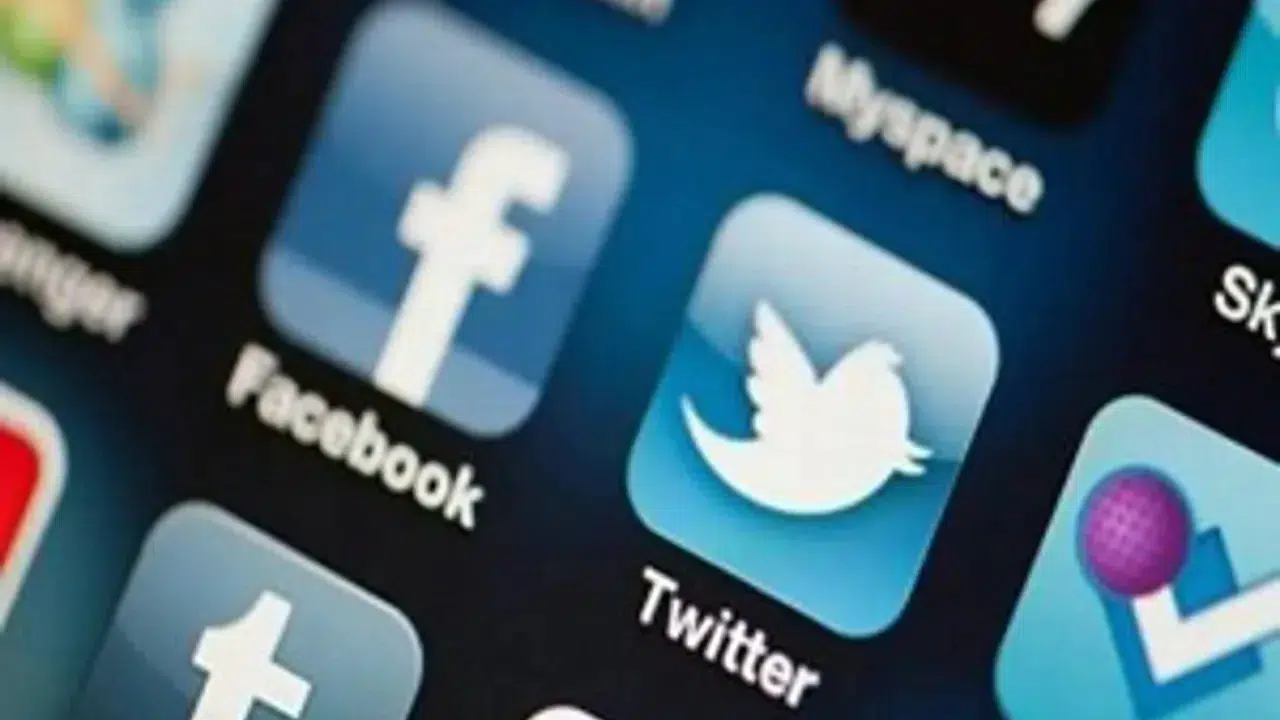 Norveç’ten dijital balta: 16 yaş altına sosyal medya tamamen yasaklanıyor!