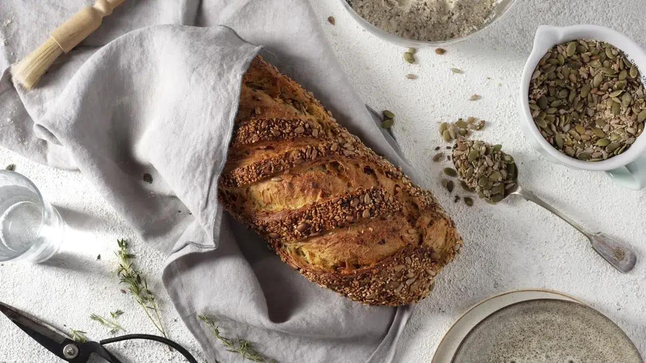 Chia tohumlu unsuz ekmek nasıl yapılır, malzemeleri ve püf noktaları neler?