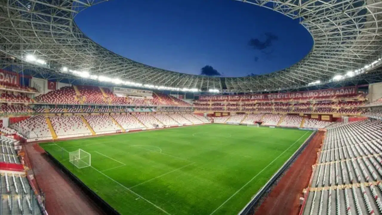 Ziraat Türkiye Kupası’nda dev finalin tarihi değişti! İşte yeni maç günü ve stadı