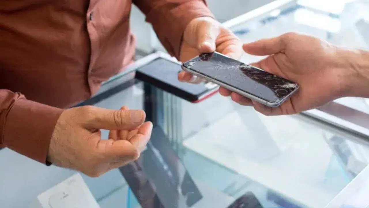 Bakanlıktan teknoloji bombası: Yenilenmiş ürünlerde 14 gün şartsız iade hakkı!