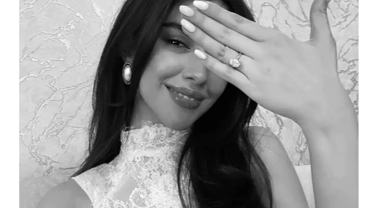 Nursena Say kimdir, evli mi, eşi kim, Fatih Kaynarca kimdir (hayatı)? İşte Romantik Nişan Töreni Detayları!