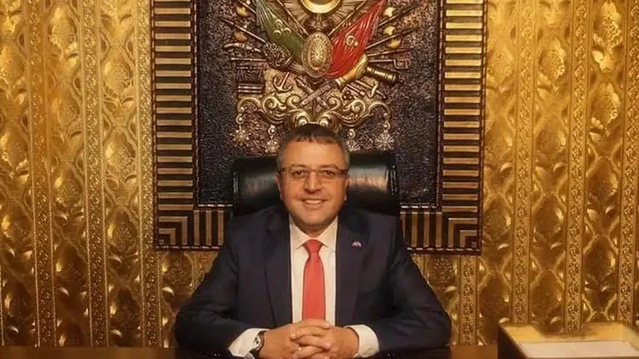 Mehmet Ali Türker kaç doğumlu, aslen nereli, ne iş yapıyor, görevi nedir?