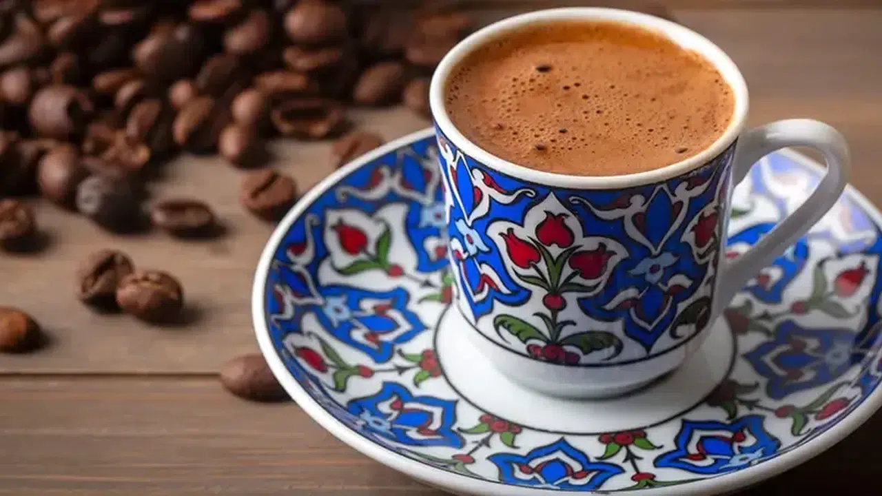Türk kahvesinin faydaları nelerdir, zihne ve sindirime etkisi nedir, sağlığa ne kadar yararlı, tüketim miktarı nasıl olmalı?