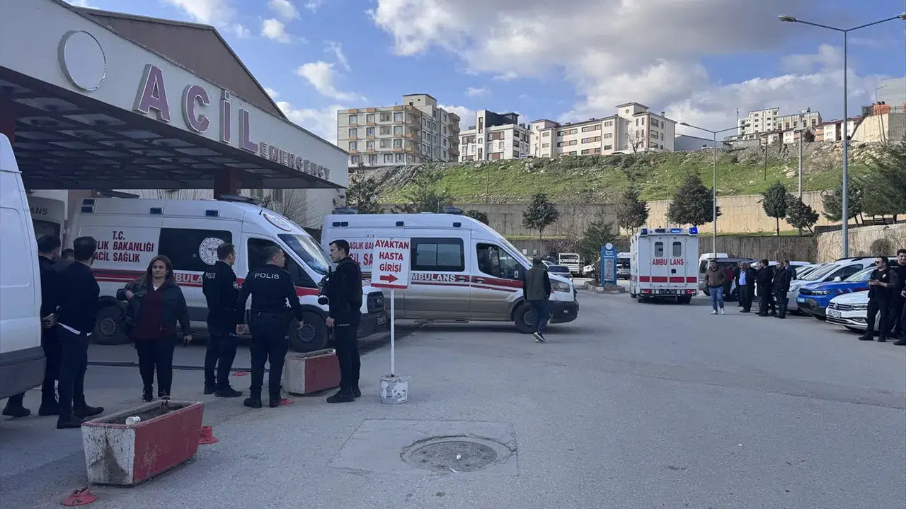 Şırnak’ta arazi savaşı! Taş ve sopalar havada uçuştu