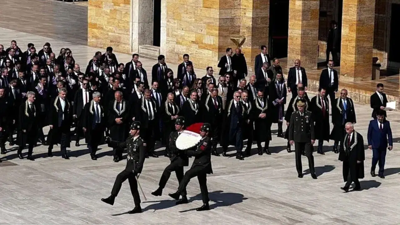 Yüksek Yargı’da 64. yıl gururu! AYM Başkanı Özkaya’dan Anıtkabir’de 'adalet' sözü