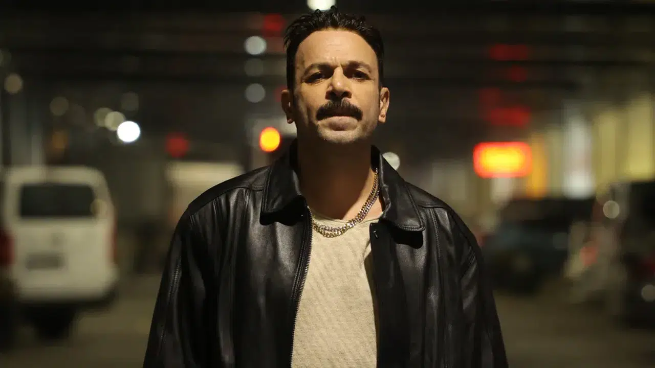 Burak Altay söyledi, Erkan Kolçak Köstendil eşlik etti! İşte o renkli görüntüler!