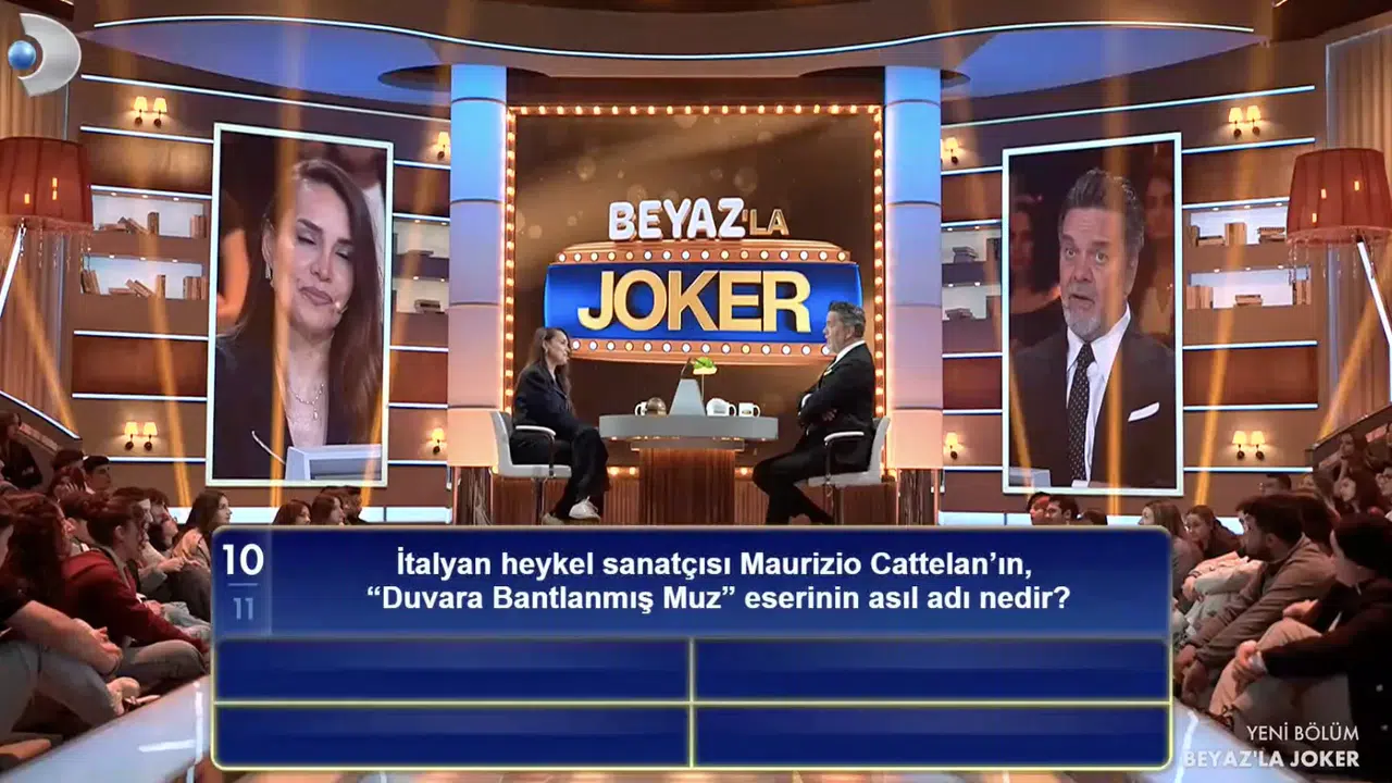 İtalyan heykel sanatçısı Maurizio Cattelan'ın duvara bantlanmış muz eserinin asıl adı nedir?