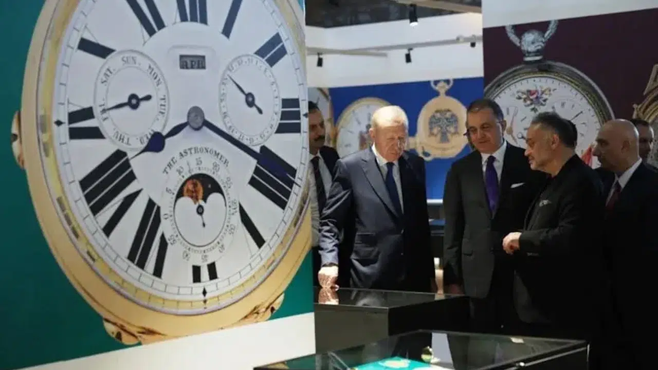 Zamanın altın dokunuşu! Cumhurbaşkanı Erdoğan 'muhteşem cep saatleri' sergisinde