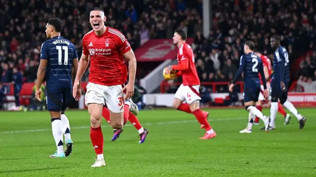 Nottingham Forest Aston Villa maçı TRT'de mi, şifresiz mi yayın, nereden ve saat kaçta izlenecek?