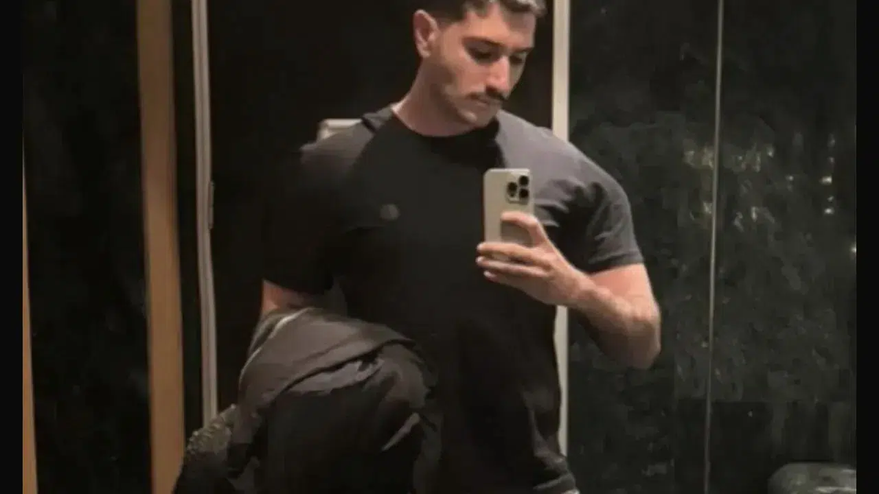 Hiçbir şey olmamış gibi eğlenmiş! Tutuklanan şüphelinin tatil pozları infial yarattı.