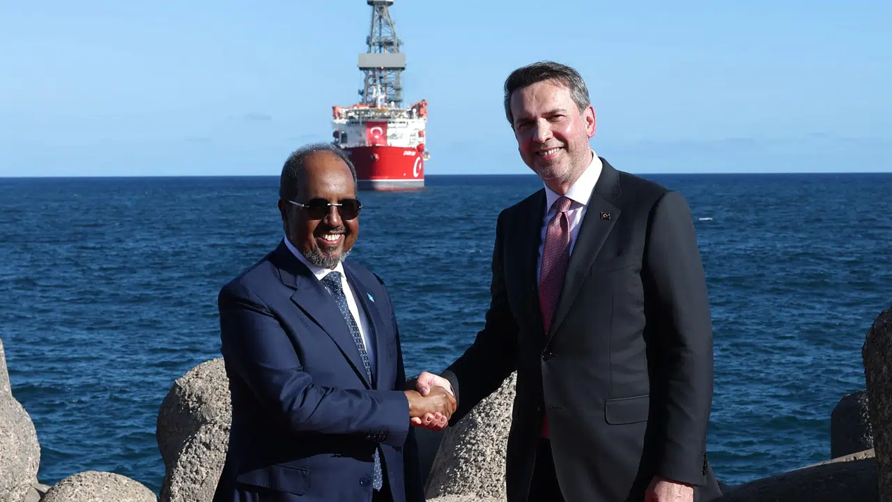 Bayraktar: Enerjide yeni bir dönem başladı