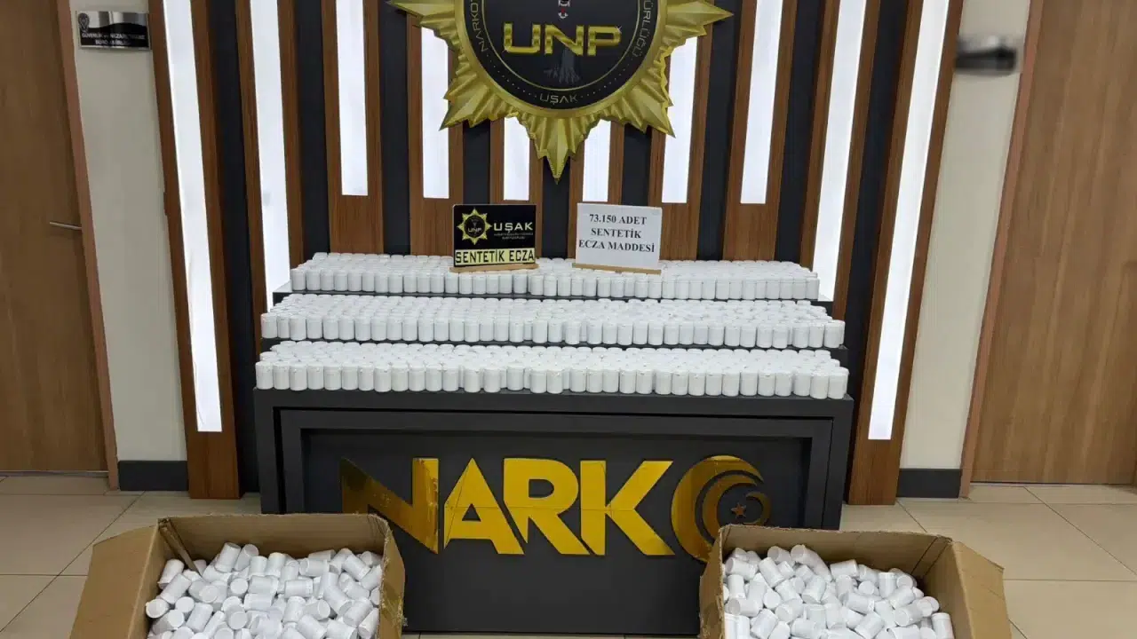 Uşak'taki uyuşturucu operasyonlarında 73 bin sentetik ecza ele geçirildi!