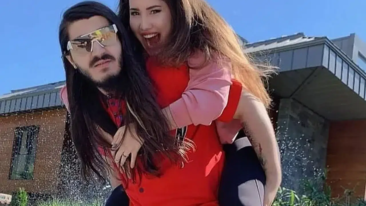 Kemal Can Parlak sevgilisi kim, Cansu Hamurcu kimdir, kaç yaşında, ne iş yapıyor, mesleği ne?