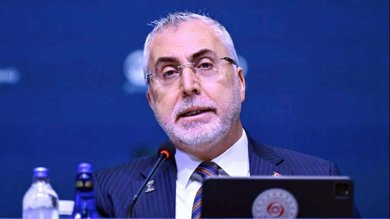 Bakan Işıkhan'dan 1 Mayıs öncesi kritik mesaj: 'Çalışma barışını sağlıyoruz!'