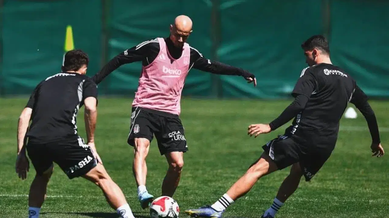 Beşiktaş'ta izin bitti, operasyon başladı! Şampiyonluk yolunda kritik 90 dakika