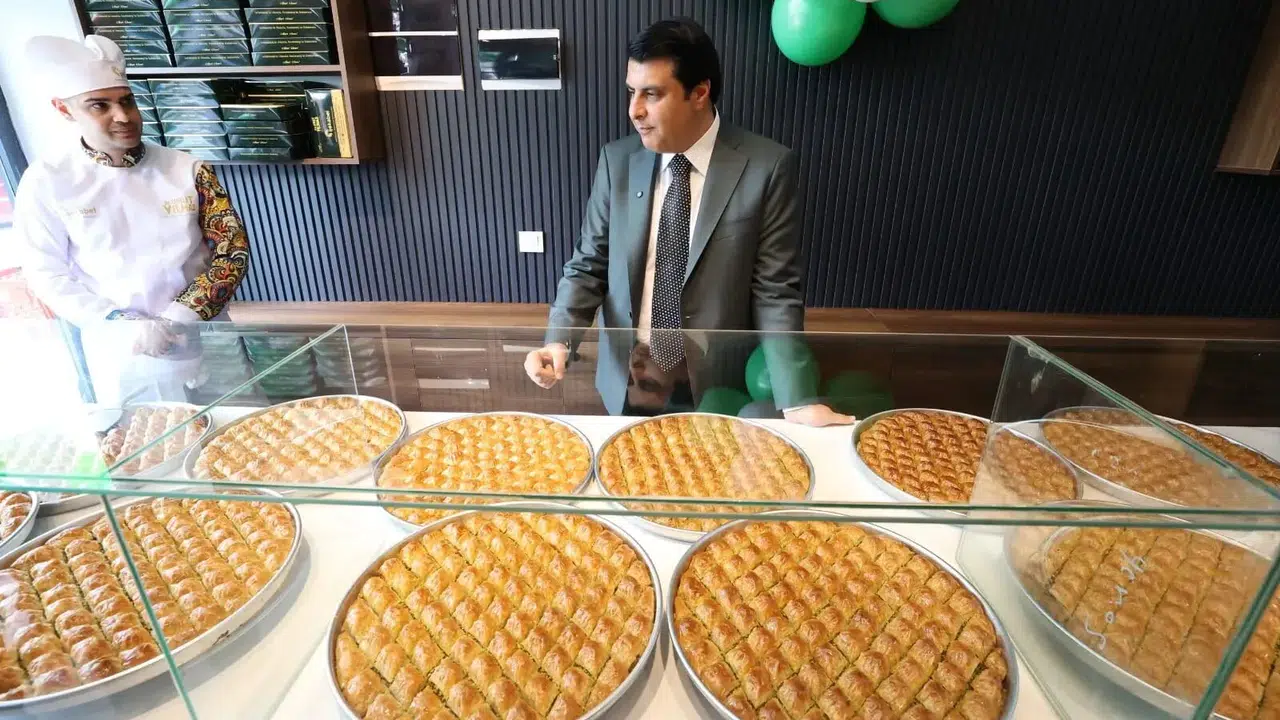 Başkan Yılmaz’dan 'baklava baronları' çıkışı: Geliriyle şehit ailelerine ev alınacak!