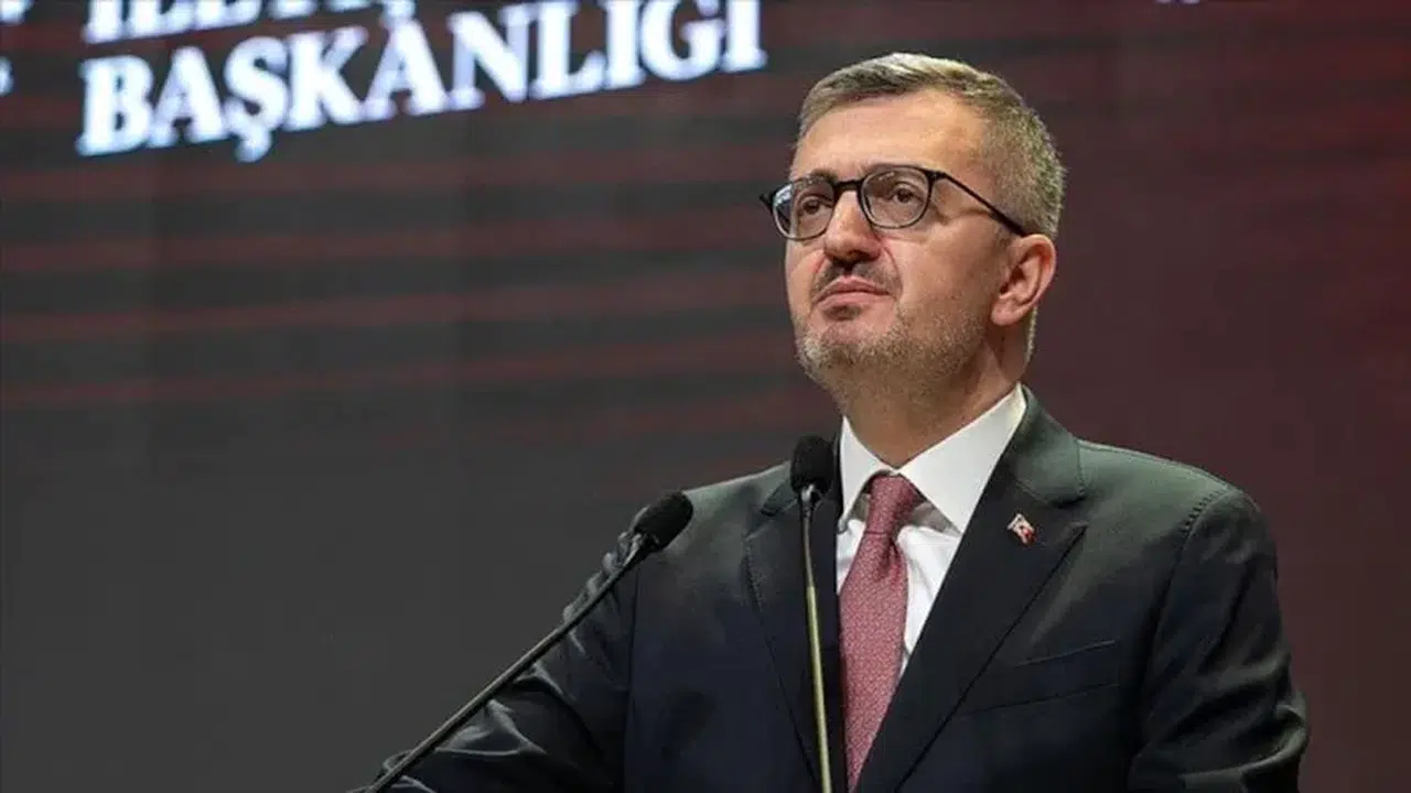 'Dünya beşten büyüktür' vizyonu sahada! İletişim Başkanı Duran'dan flaş diplomasi mesajı!