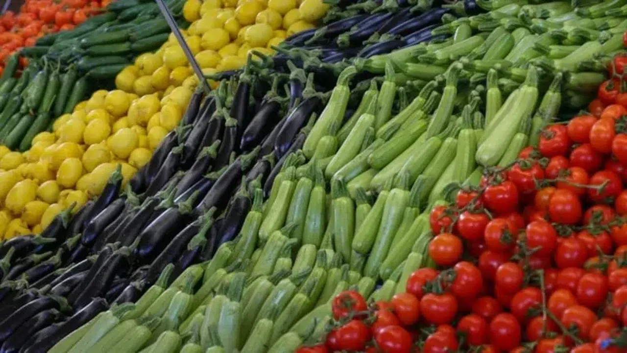 Rusya ve Irak sıraya girdi! Türk meyvesine talep patladı: İşte ihracatın 'şampiyon' ürünleri