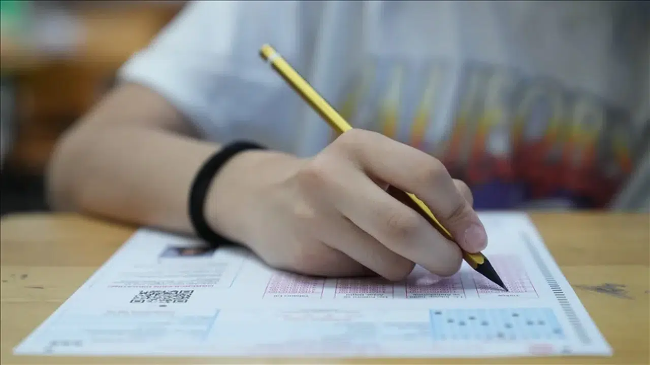 LGS’de şut çekildi, gol geldi: Sınav tarihi değişti! İşte yeni tarih