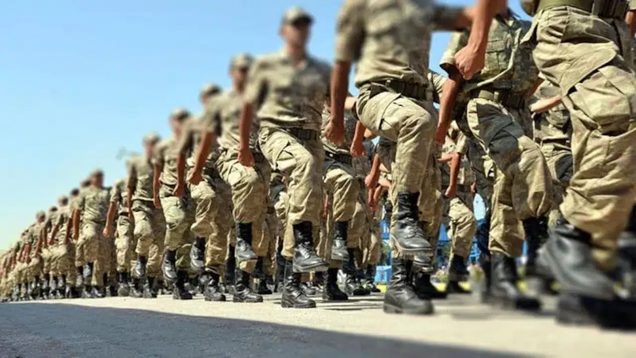 Bedelli askerlikte '417 Bin TL' dönemi başladı! Resmi Gazete'de yayımlandı, işte yeni tarife!