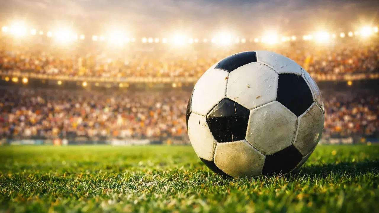 Bugünün maçları neler 5 Nisan 2026? Derbi hangi kanalda, Fenerbahçe-Beşiktaş saat kaçta, Süper Lig programı ne?