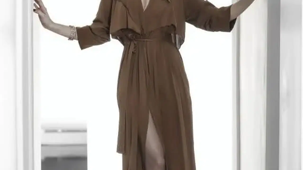 Aradaki 13 yaş engel olmadı: Ahu Yağtu ve Bora Cengiz'den romantik kareler!