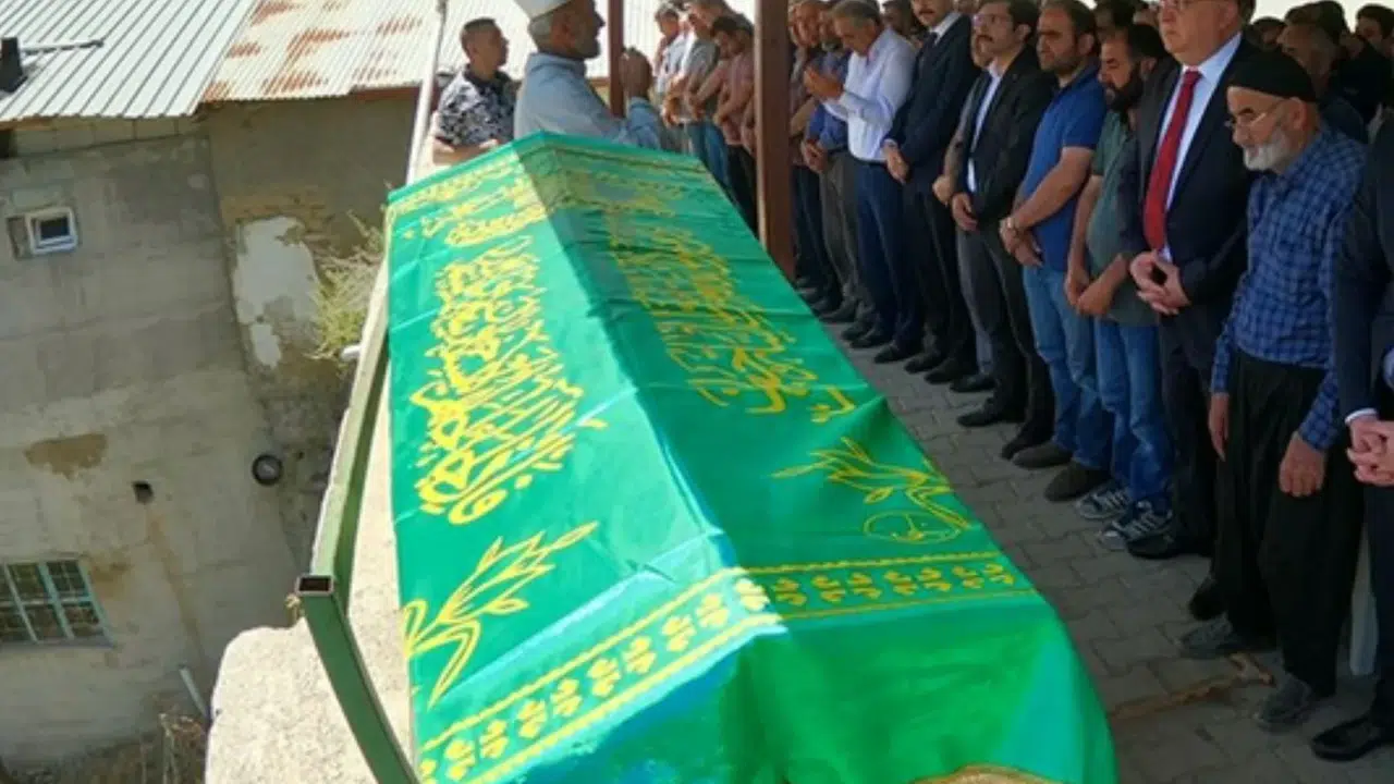 Cenaze yardımı nedir, nasıl alınır? 2026 SGK defin ödeneği başvuru şartları