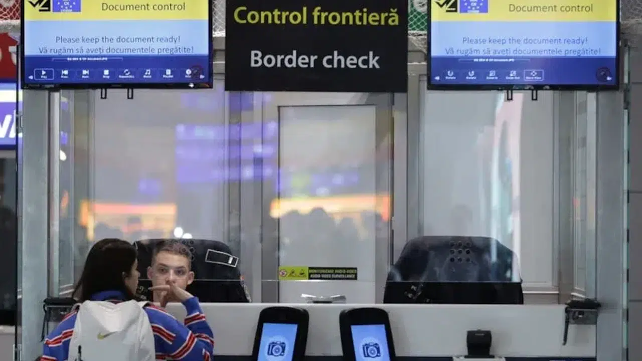 Avrupa’ya gidecekler dikkat! Bugün başladı: Parmak izi vermeyen Schengen’e giremiyor