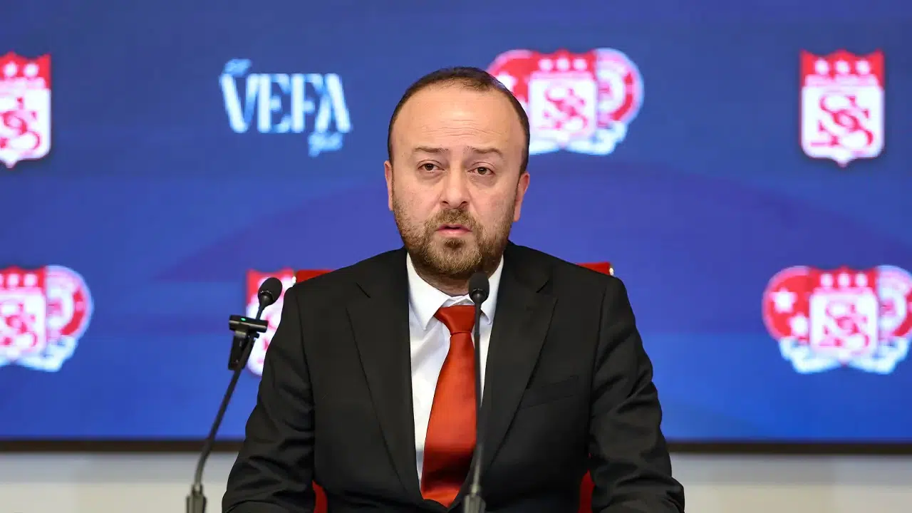 Sivasspor için 'vefa' vakti: Burak Özçoban Esenler Erokspor maçı öncesi son noktayı koydu!