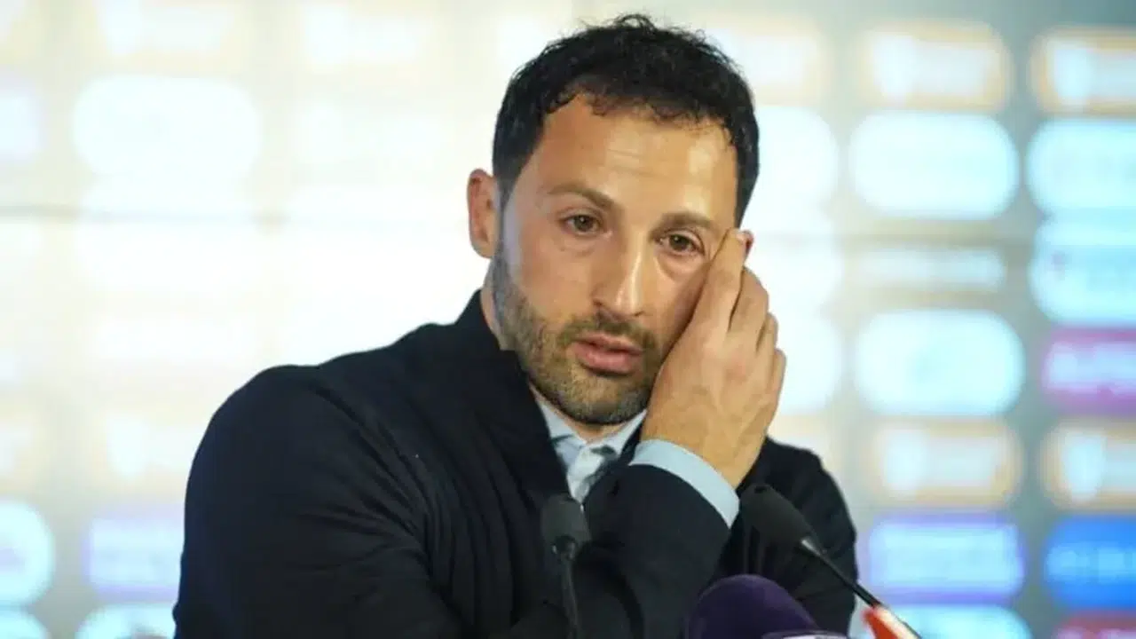 Alman basını Fenerbahçe’yi konuşuyor: 'Derbinin faturası Tedesco’ya kesildi!'