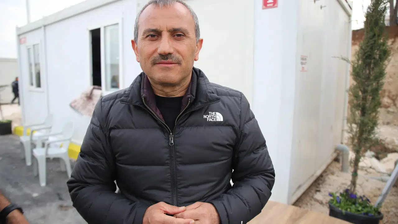 Tuncay Sonel kimdir, aslen nereli, oğlu kim, nerenin valisi, kaç yaşında, nereye atandı?