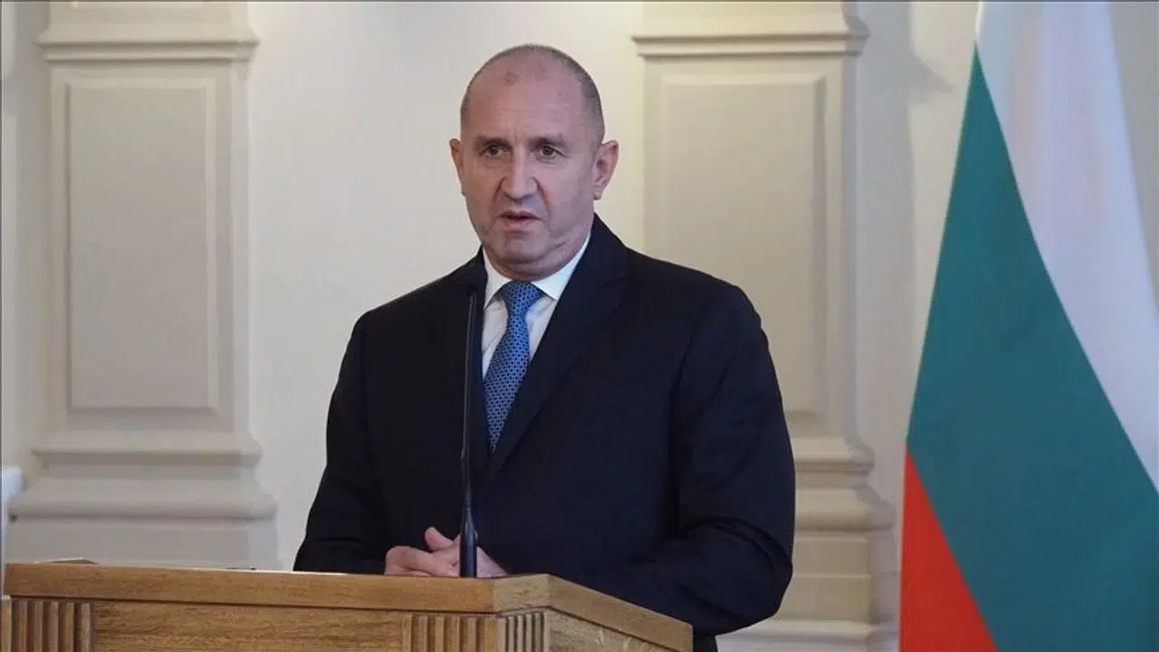 Rumen Radev kaç yaşında, hangi partinin lideri, seçimi nasıl kazandı, vaatleri neler?