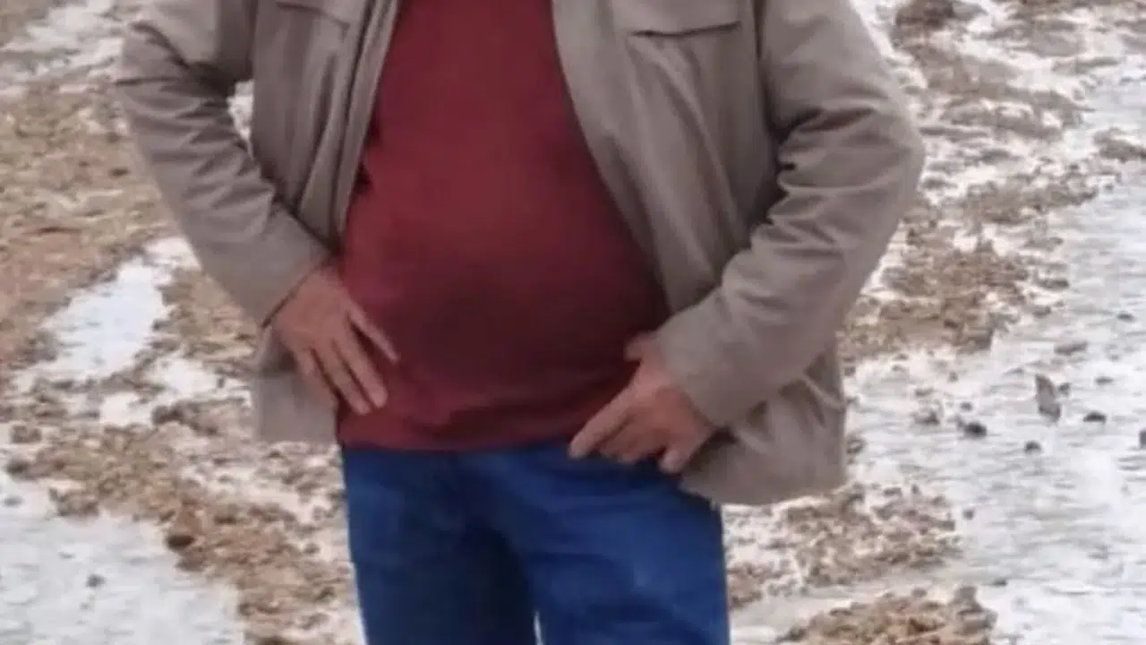 Bir anda kontrolden çıktı! Metrelerce yuvarlanan kamyonette can verdi