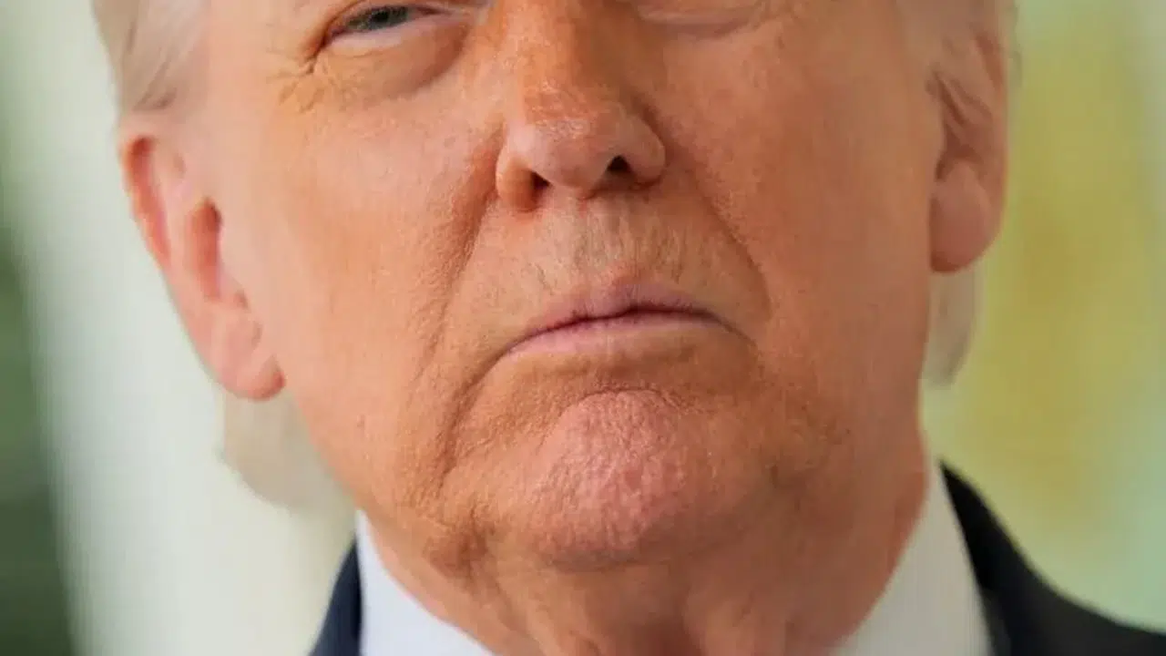 Donald Trump İran'ın ABD ile anlaşma yapmak istediğini açıkladı!