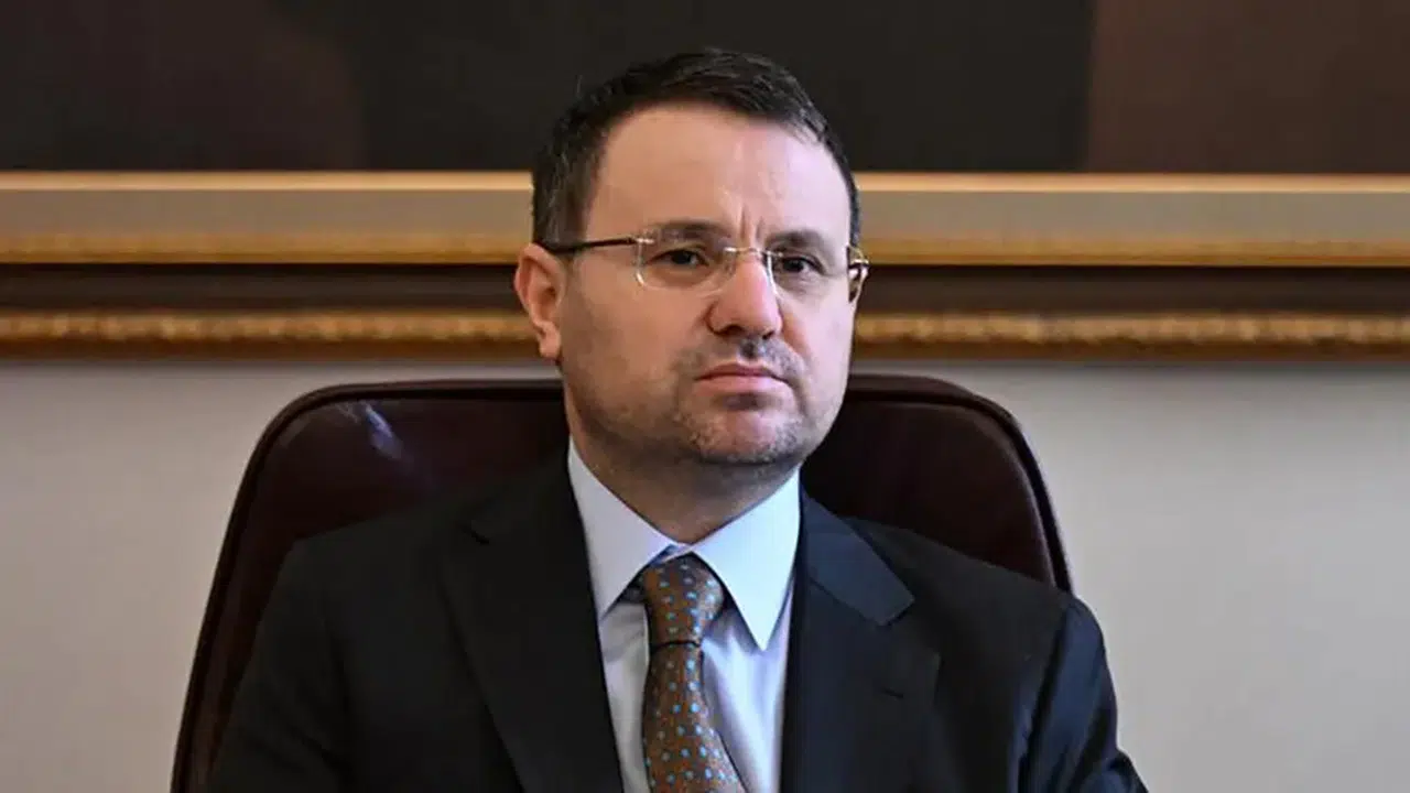 Bakan Akın Gürlek’ten hukuk adaylarına başarı mesajı