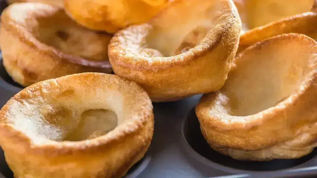 Yorkshire Pudding nedir, nasıl yapılır, malzemeleri nelerdir, püf noktaları ne?