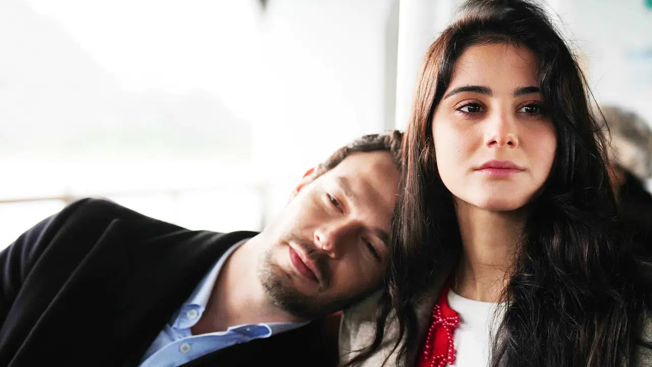 Sevdiğim Sensin 9. bölüm fragmanı yayında mı? Feride kimi tanıdı, Ferman’a ne oldu, sırlar çözülecek mi?