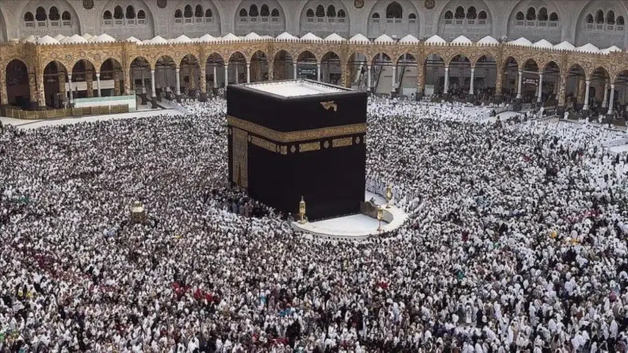 Dualarla uğurlanacaklar: 18 Nisan’da Medine kapıları Türk hacılarına açılıyor!